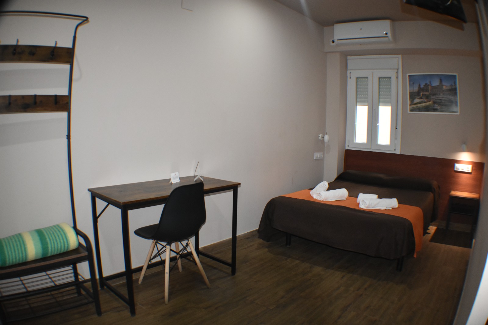 Sevilla en verano: Vive la ciudad desde un hostal con encanto